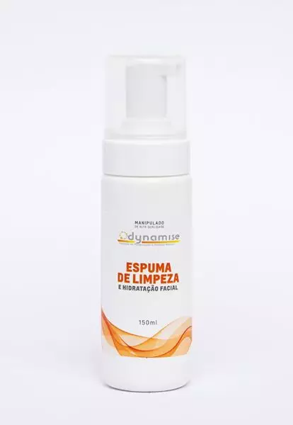 Espuma de limpeza e hidratação facial para peles secas e sensíveis